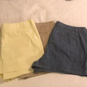 B16 - Bundle of 3 shorts size 18